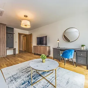 Apartment Bh Properties, Teatr Wybrzeze Srodmiescie, Gdansk